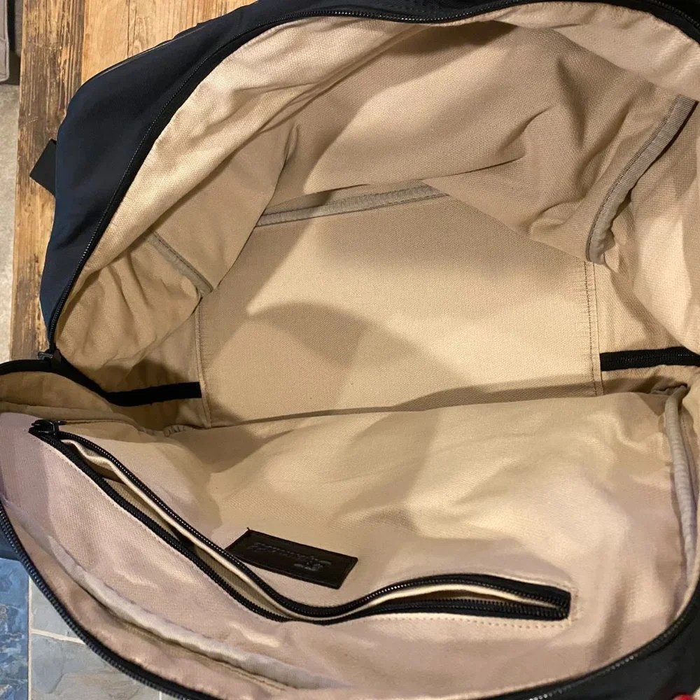 Faconnable men laptop